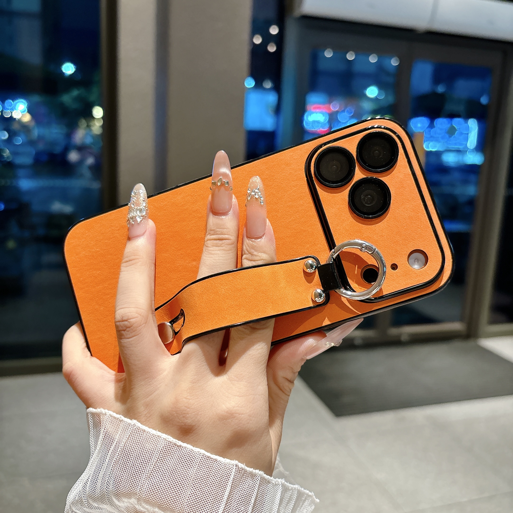 Suede Leather Wrist Strap Hold - Phone Cases Iphone 16 Pro recensie en prijs